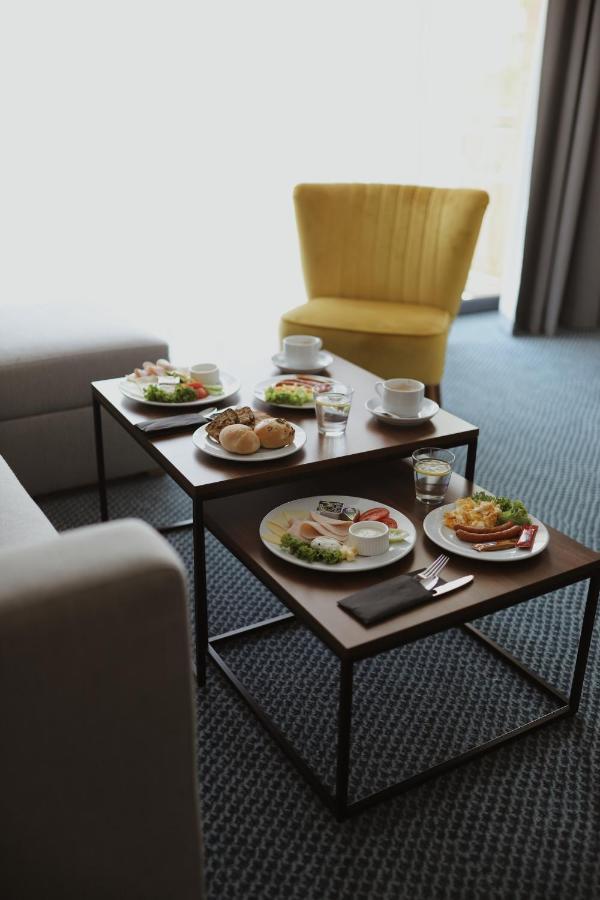 Five Seasons One Aparthotel Шклярська Поремба Екстер'єр фото