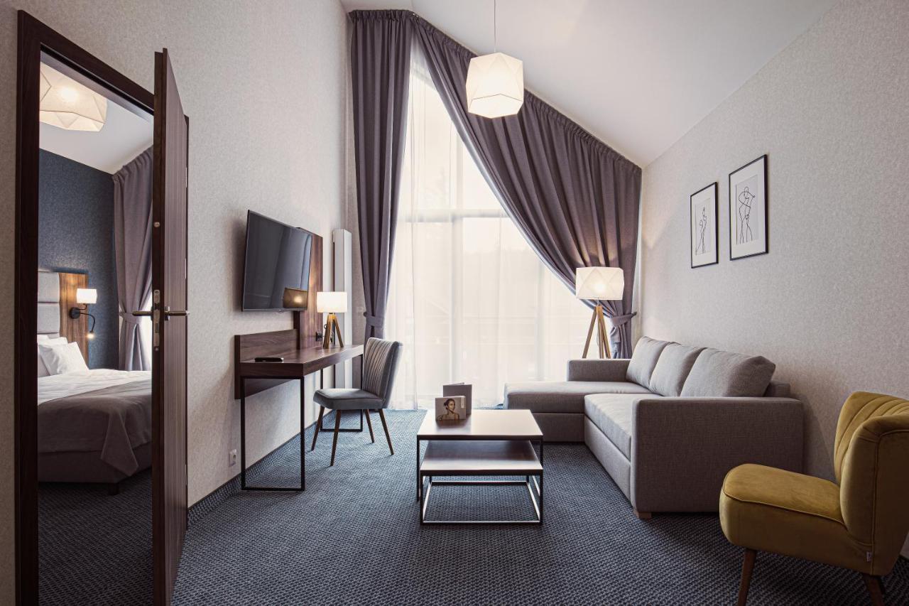Five Seasons One Aparthotel Шклярська Поремба Екстер'єр фото
